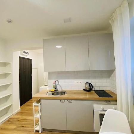 Bezagenta Mozart8 Studio Easy Access To City Wifi Διαμέρισμα Βαρσοβία Εξωτερικό φωτογραφία